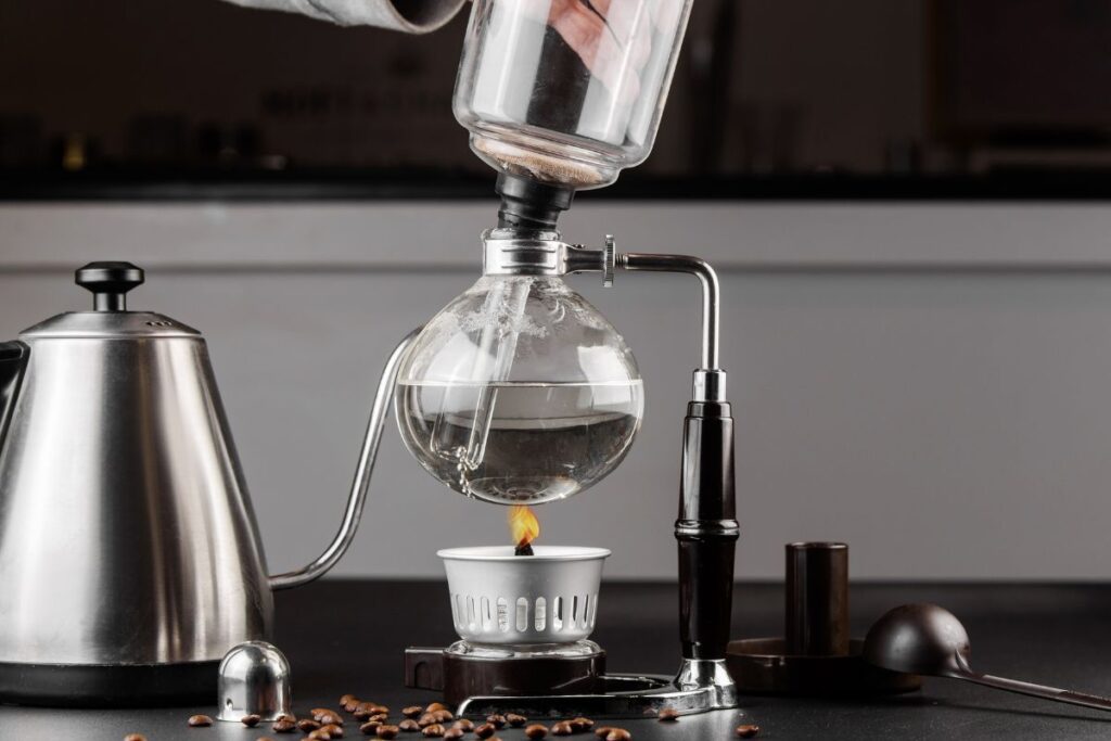 Kavos paruošimo būdai: sifoninis kavos aparatas